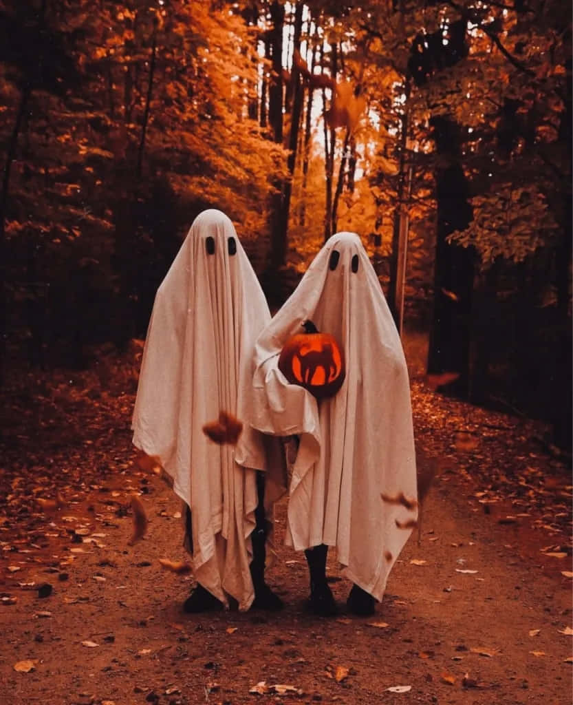 Autumn Ghosts Halloween Vibes Wallpaper