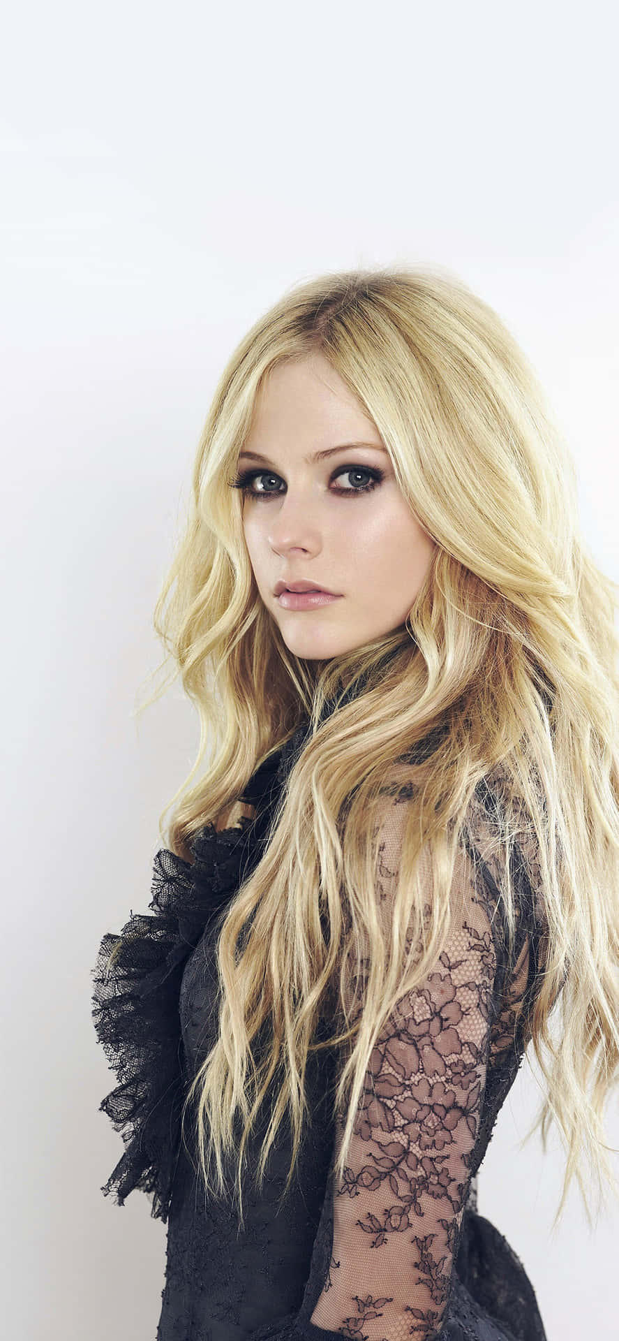 Avril Lavigne on stage