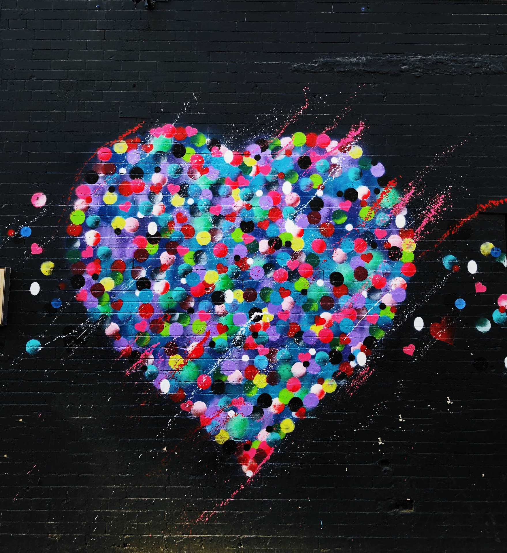 Awesome Heart Graffiti Background