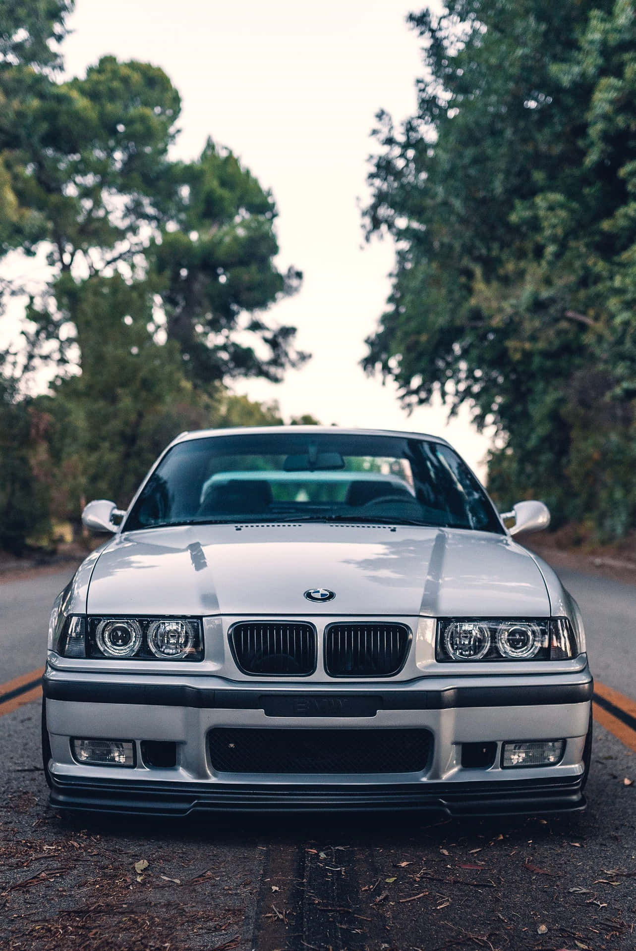 Modèle De Bmw E36 Argent Vue De Face Fond d'écran