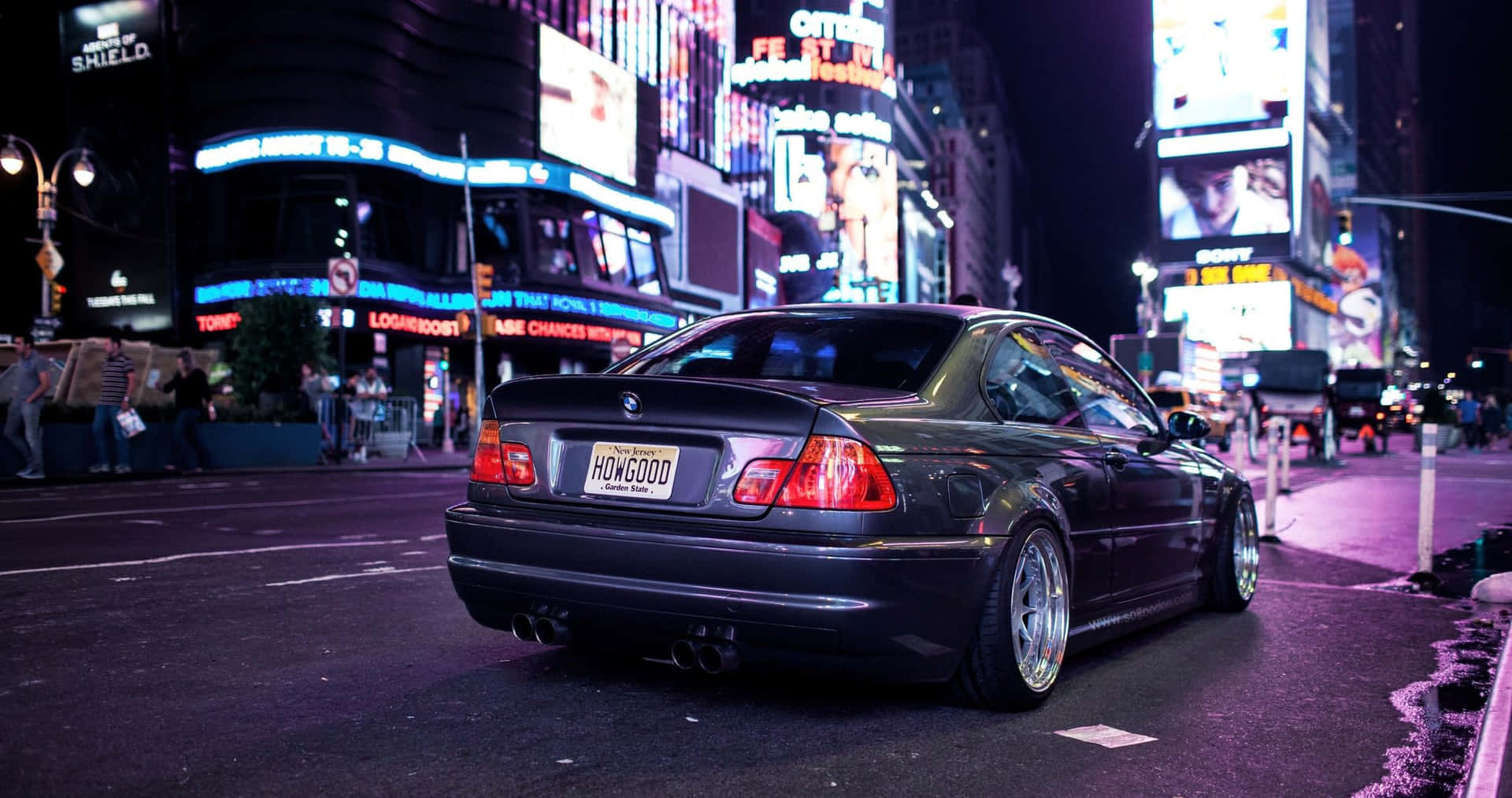 Bmw E46 Times Square Nuit Fond d'écran