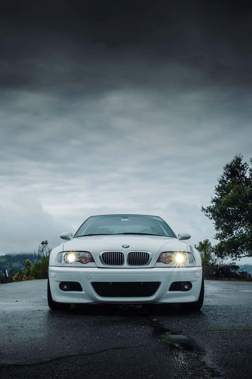 Bmw E46 Sous Un Ciel Orageux Fond d'écran