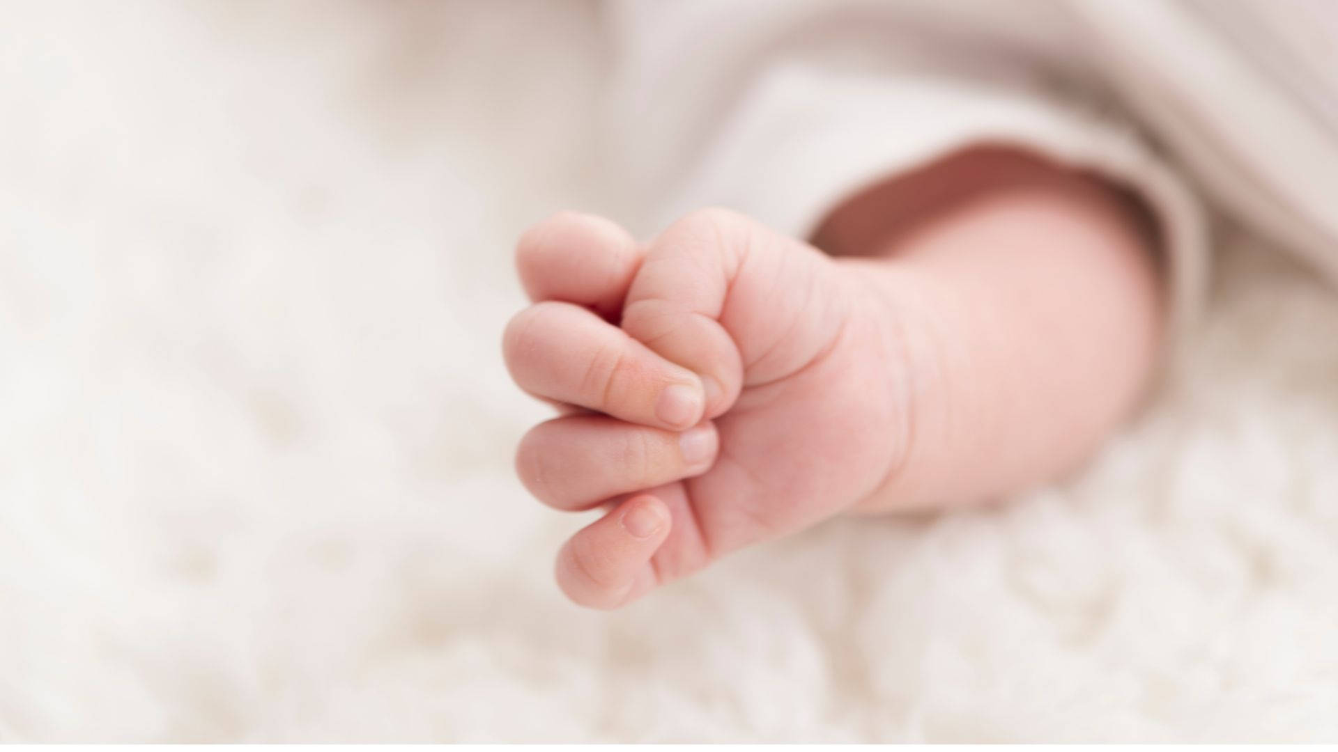 Baby Hand With Cute Little Fingers Wallpaper
