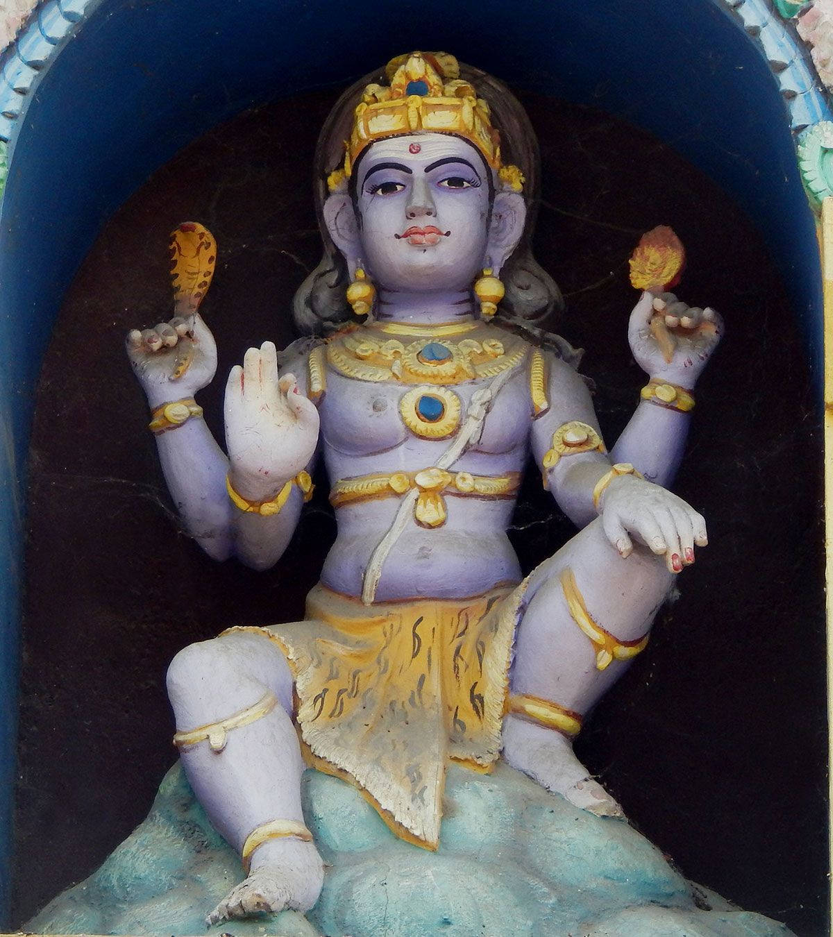 Baby Murugan Sculpted Hindu Statue Wallpaper