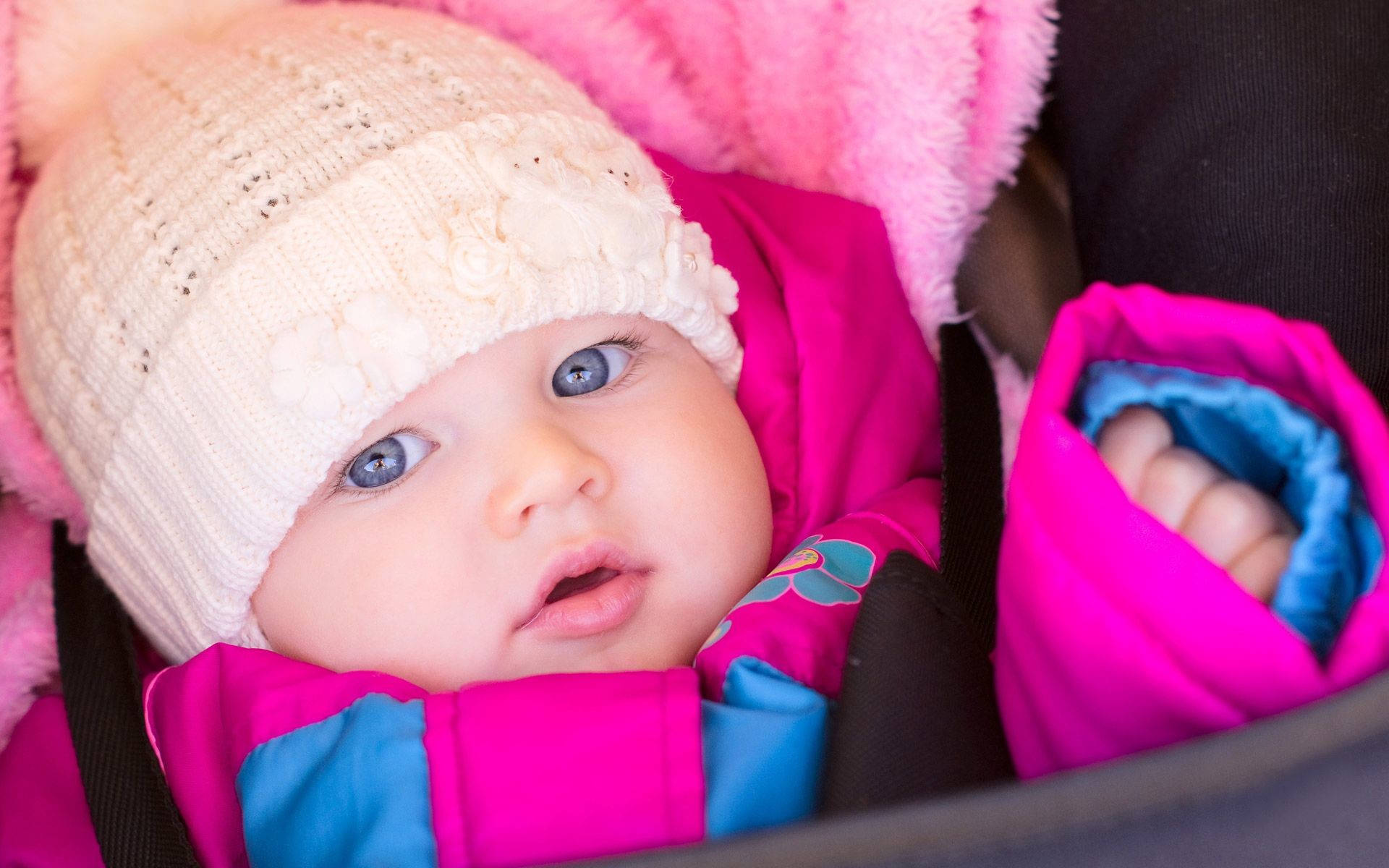 Baby Photography Wearing Winter Jacket Wallpaper