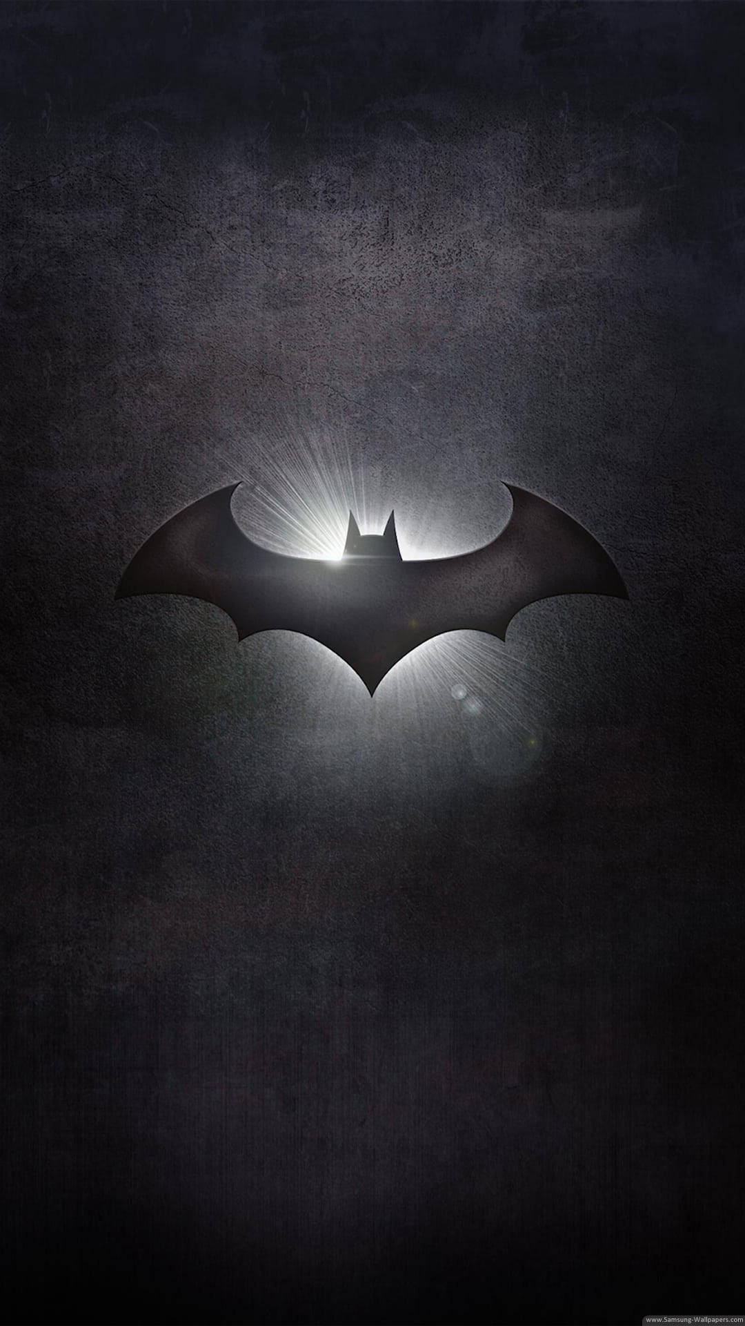 Lysbaggrundet Batman Logo iPhone 5 Cover Wallpaper