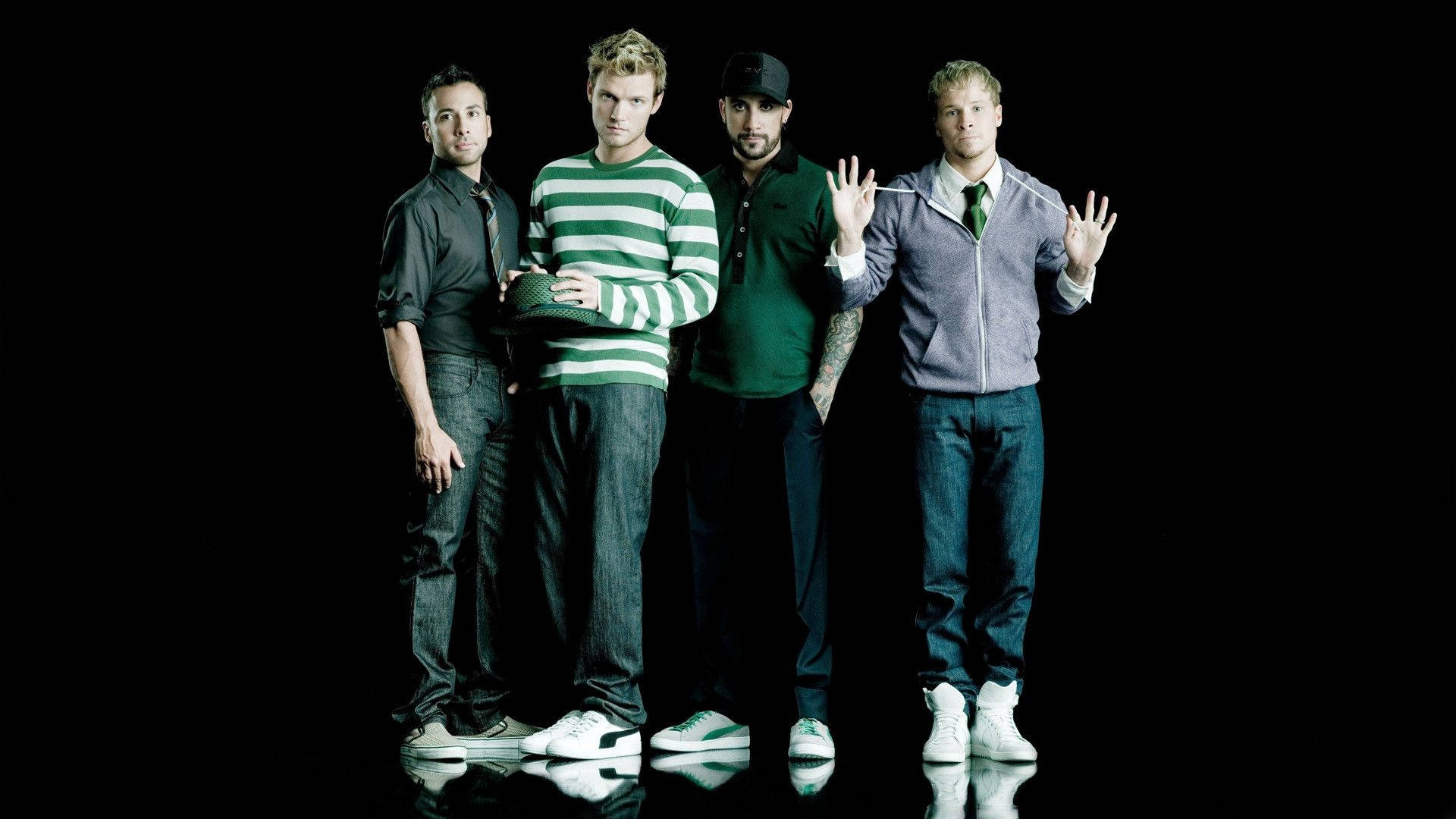 Backstreet Boys In Green Outfits Background