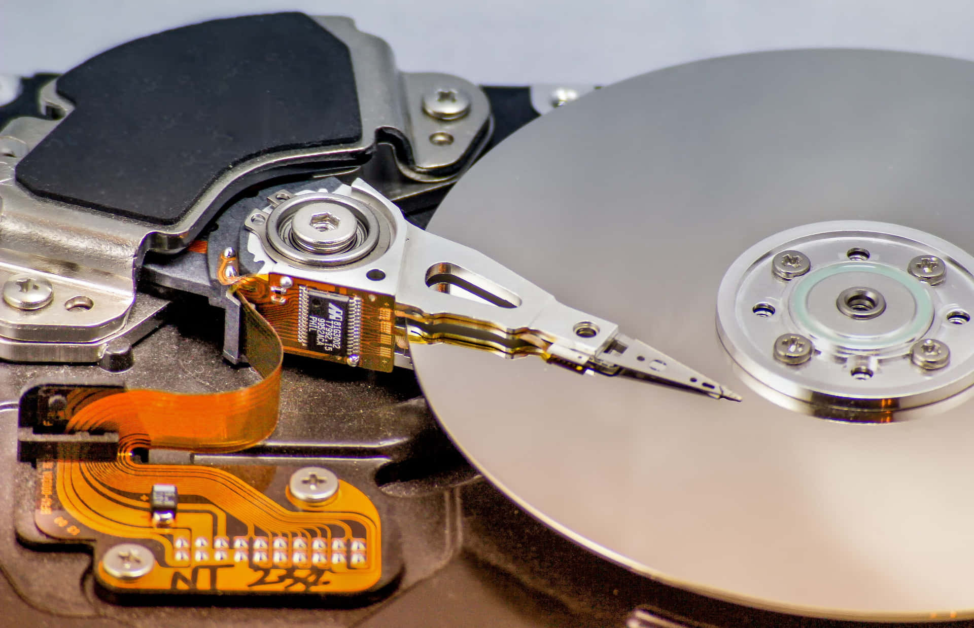Secure your data with backups Wallpaper