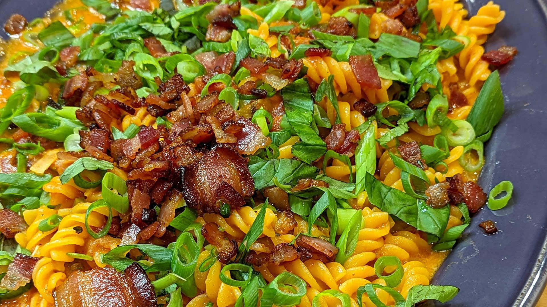 Hidangan Macaroni Keju Topped Bacon Wallpaper