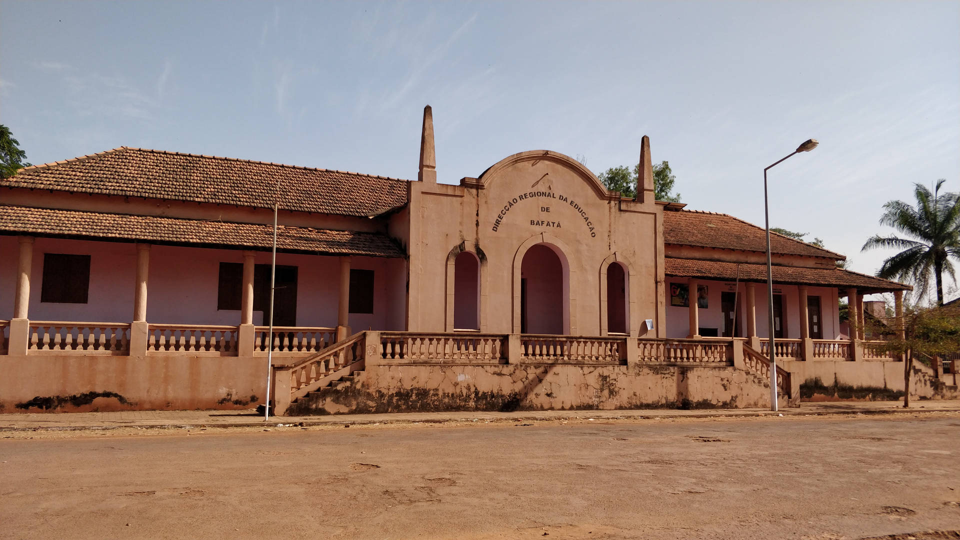 Bafatá Regional Directorate Building Guinea Bissau Background