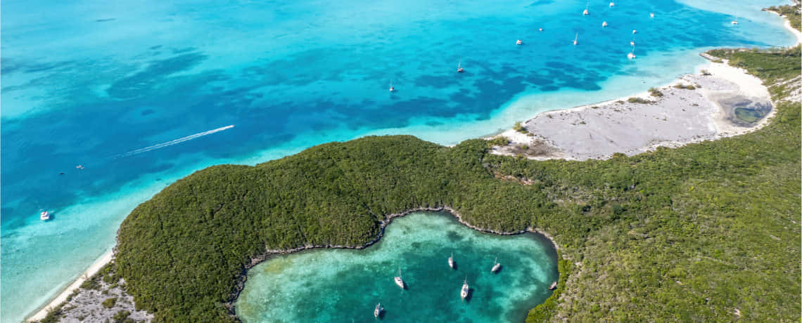 Serene beach view at Bahamas Island Wallpaper