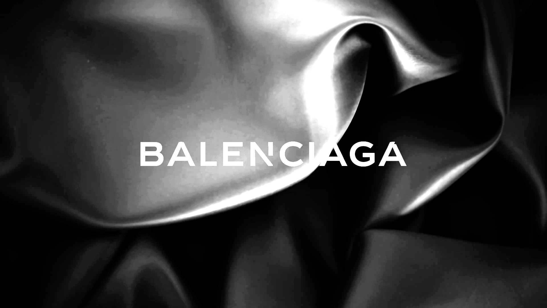 Balenciaga Black Gradient Wallpaper