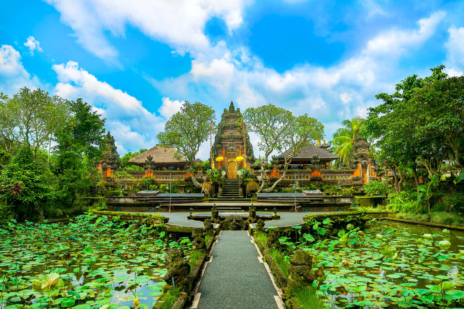Billedenyder Solnedgangen Ved Tanah Lot-templet På Bali.