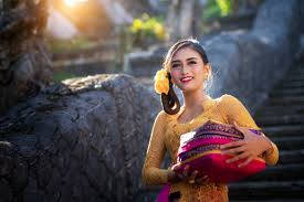 Balinese Thailand Woman Dancer Wallpaper