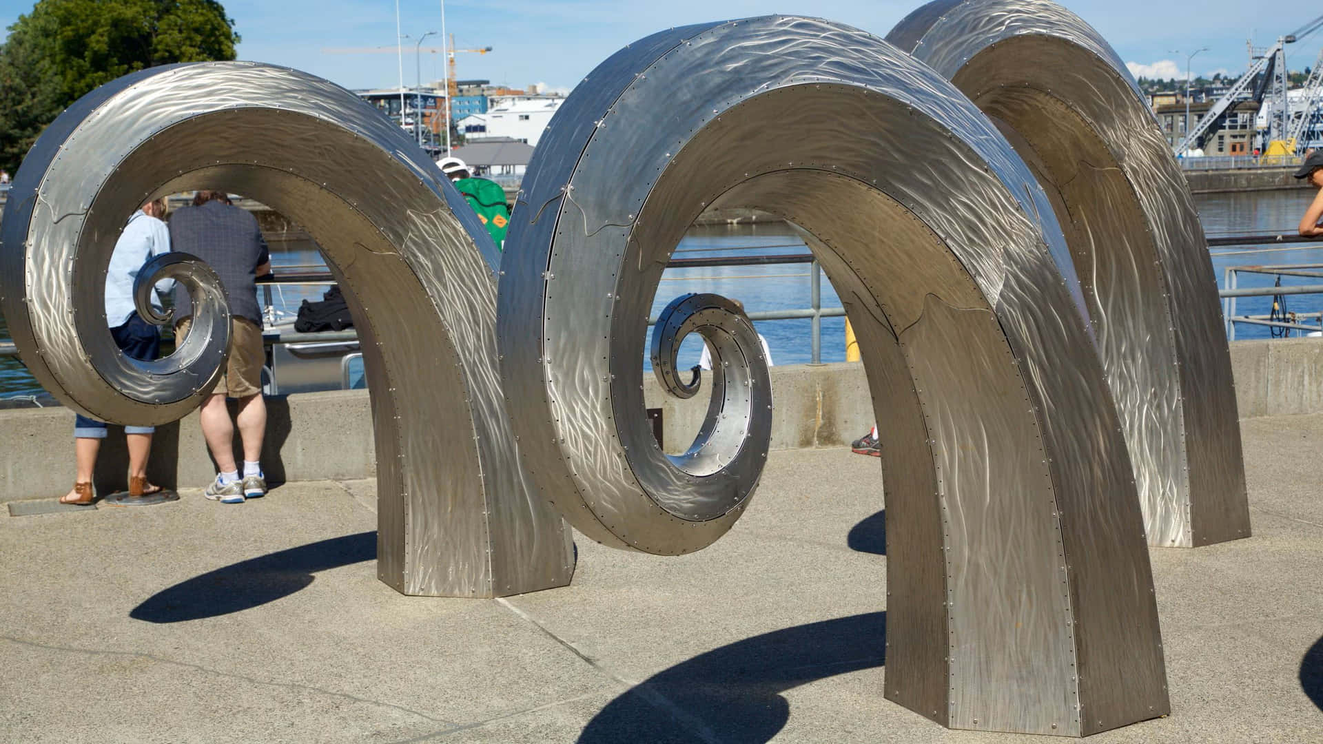 Ballard Locks Metal Sculpture Waves Wallpaper