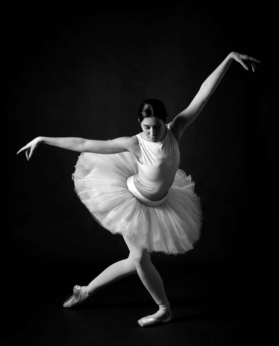 Ballerinatänzerin, Elegante Bogenfotografie Wallpaper