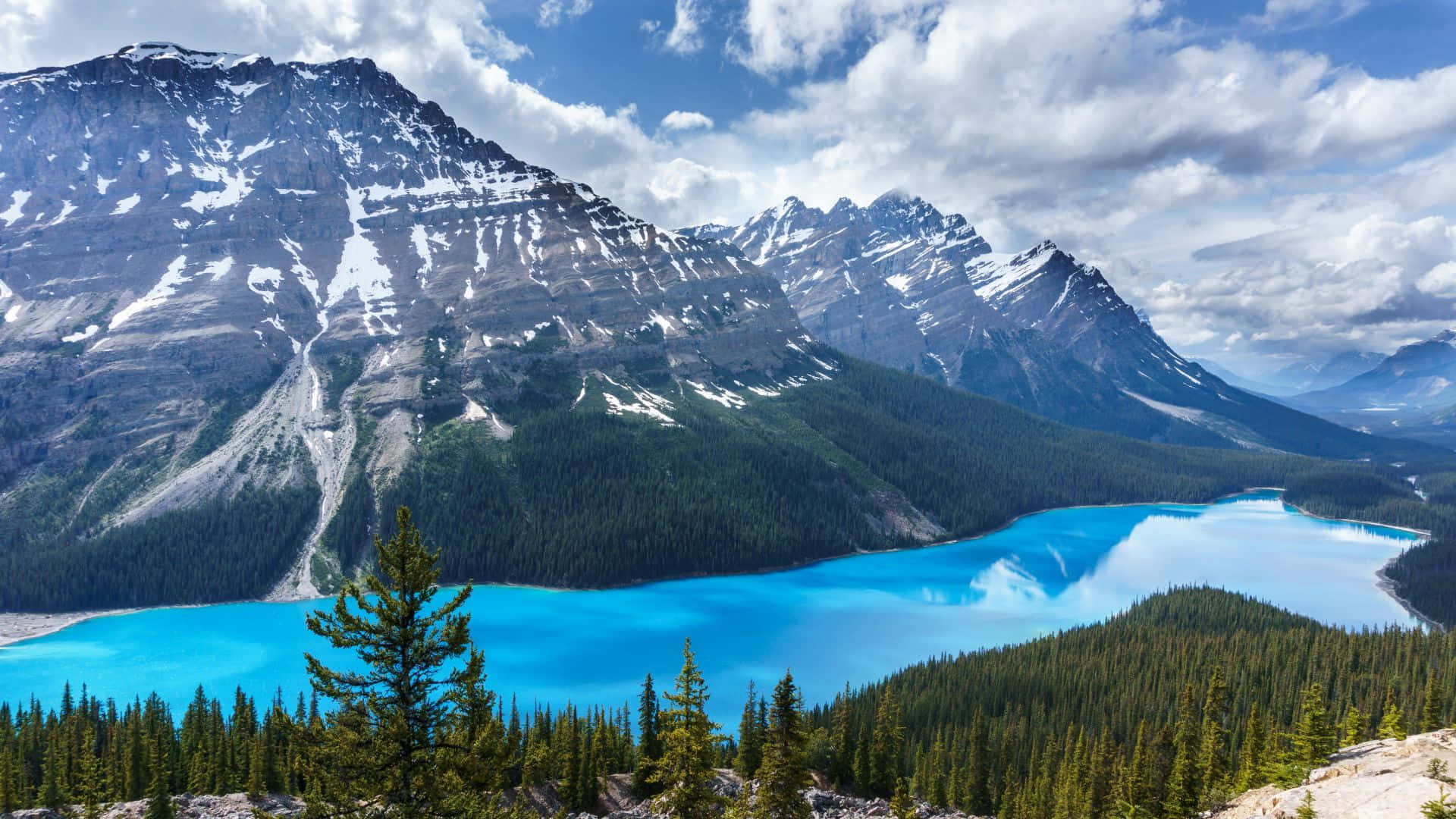 Banff National Park Breathtaking View Wallpaper