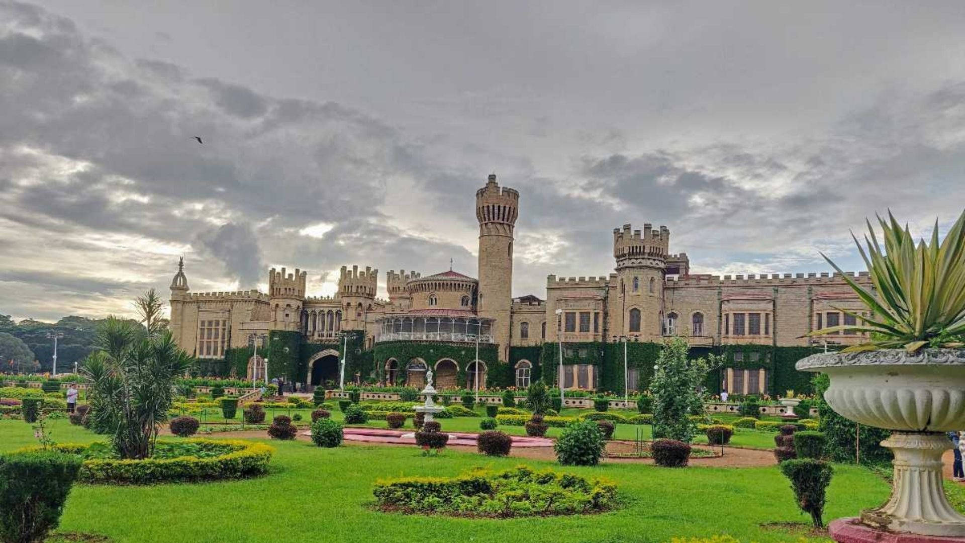 Bangalore Palace Garden