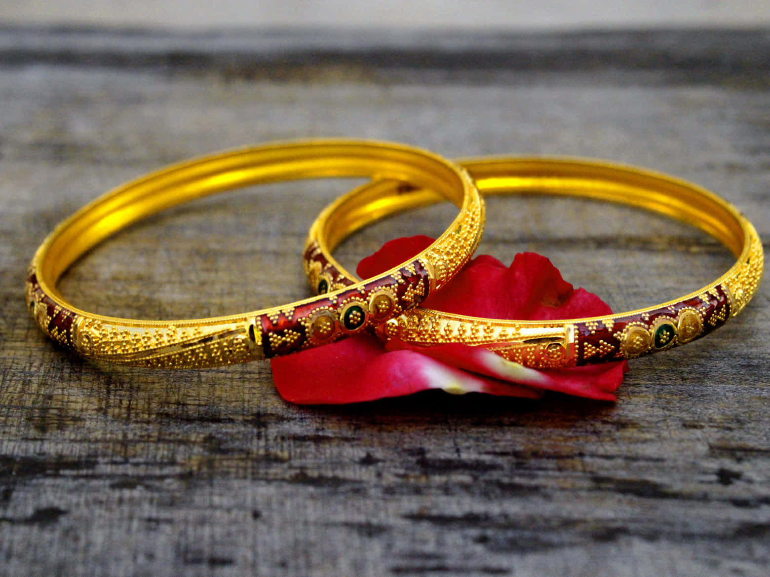 Enjoy colorfully adorning your wrists with beautiful bangles