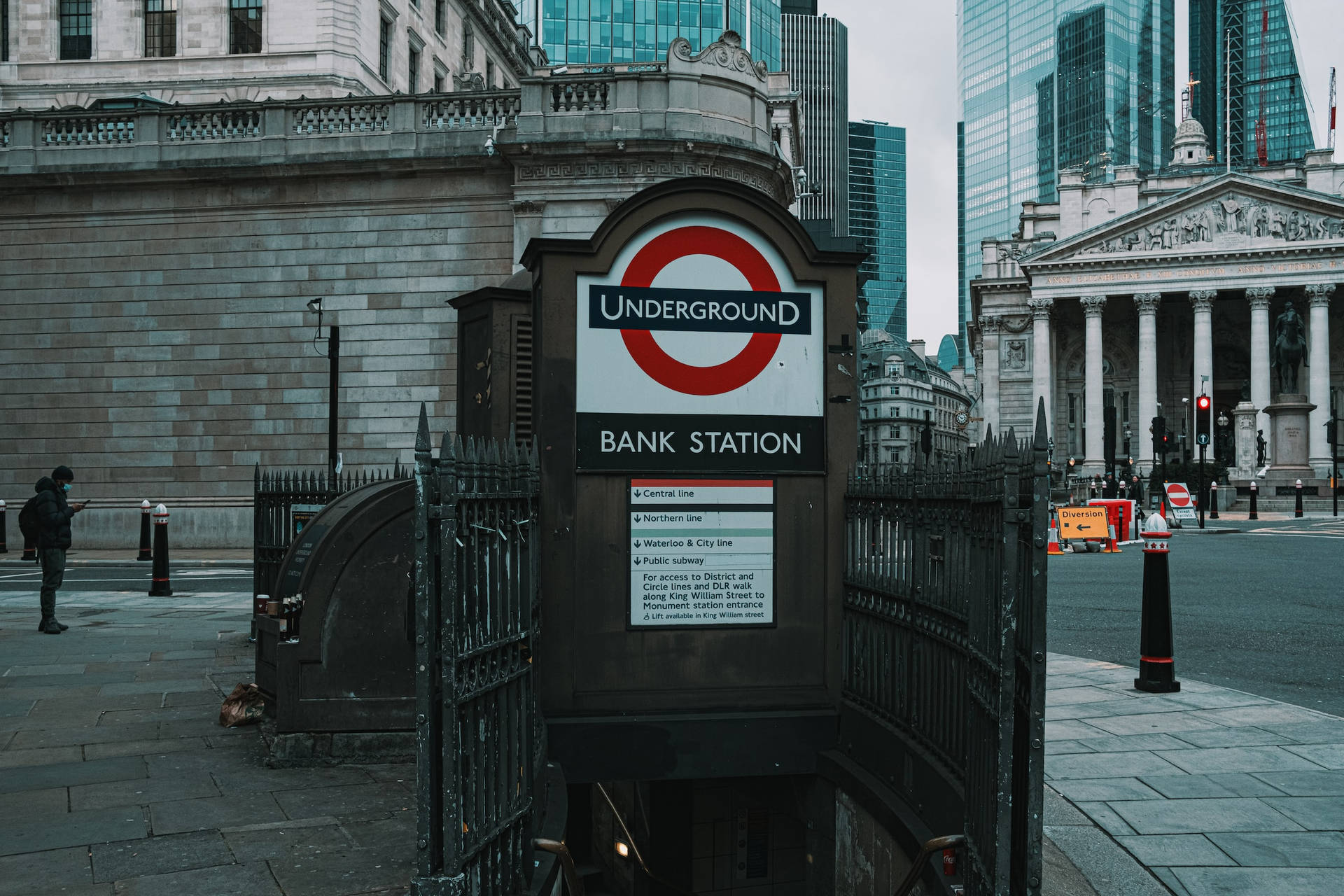 Bank London Underground Bank Station Wallpaper