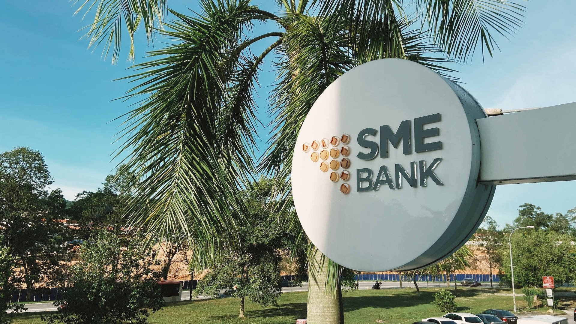 Bank Sme Minimalist Logo Picture