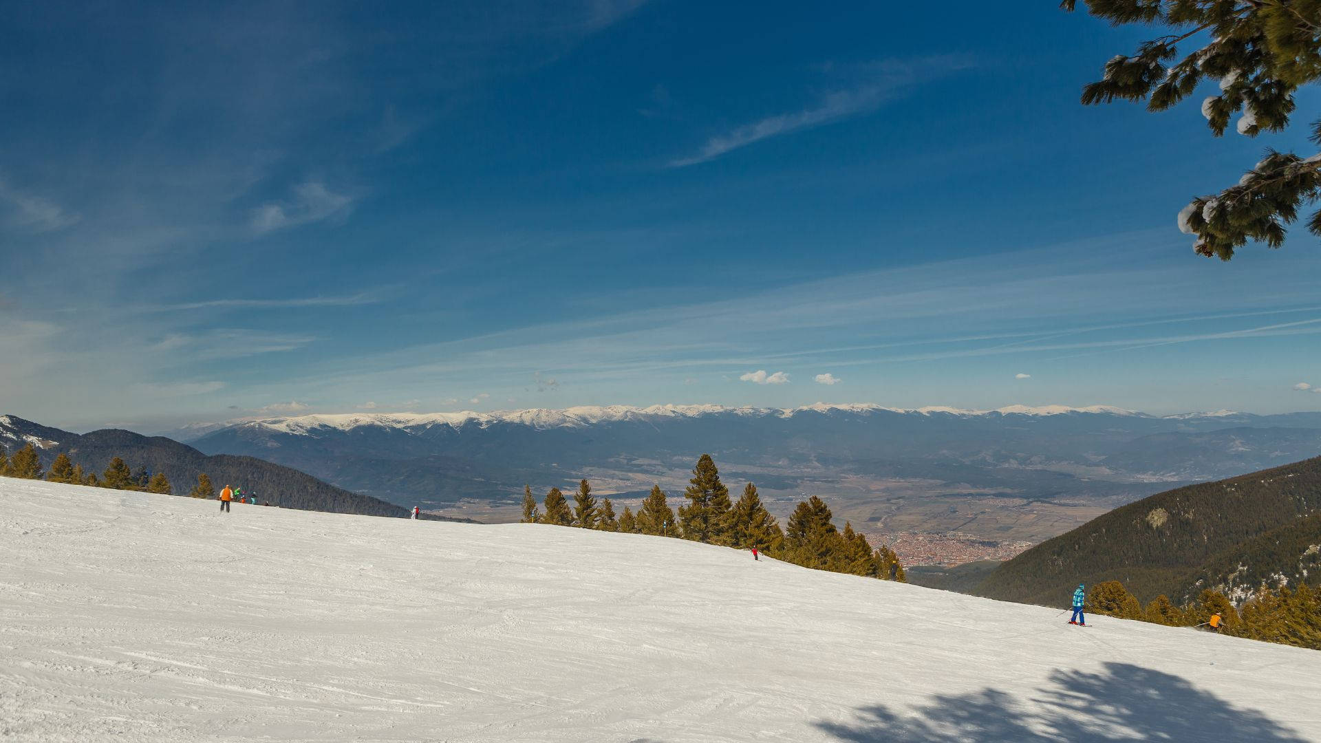 Pistade Esquí En Bansko, Bulgaria. Fondo de pantalla