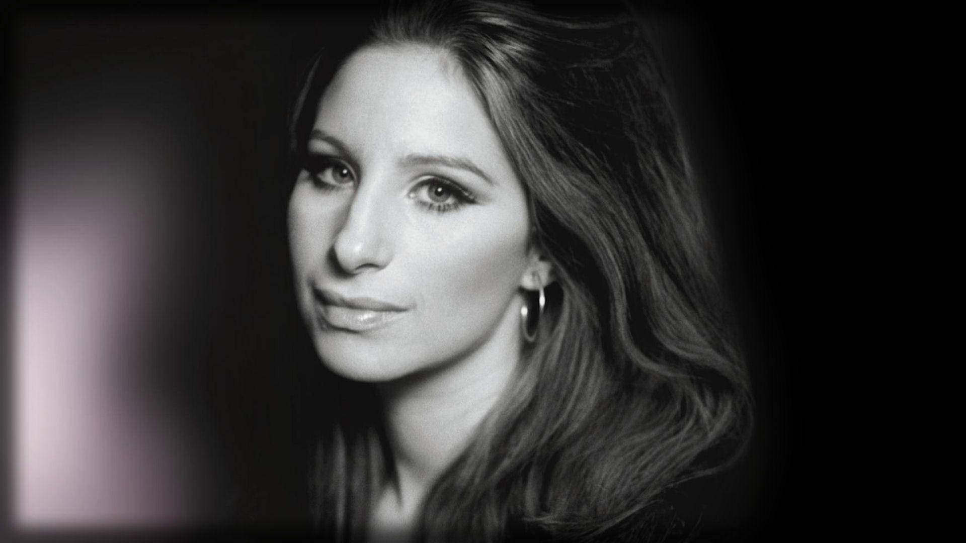 Barbra Streisand The Ultimate Collection 2010 Album Cover Wallpaper