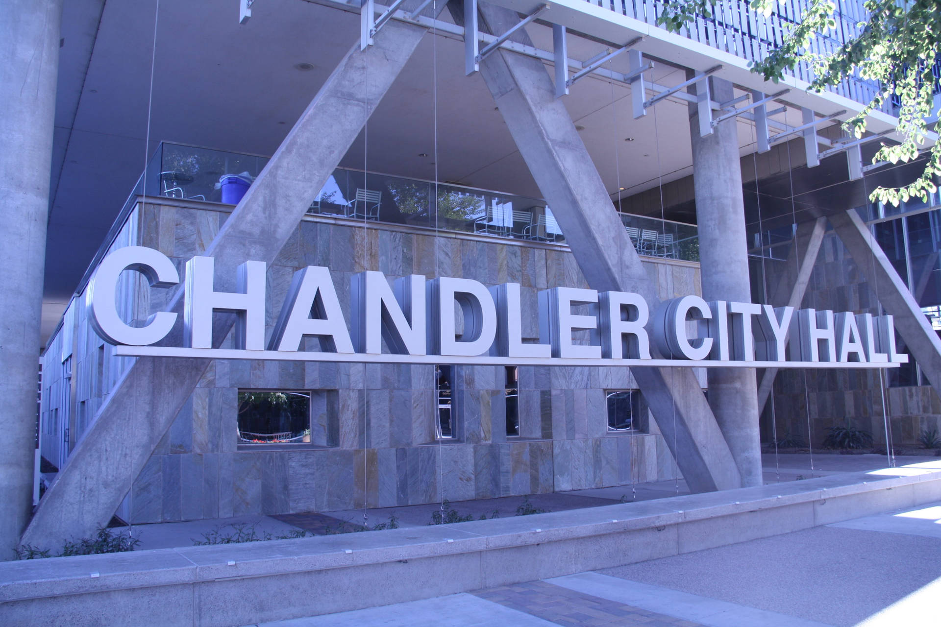 Bare Chandler City Hall Sign Wallpaper