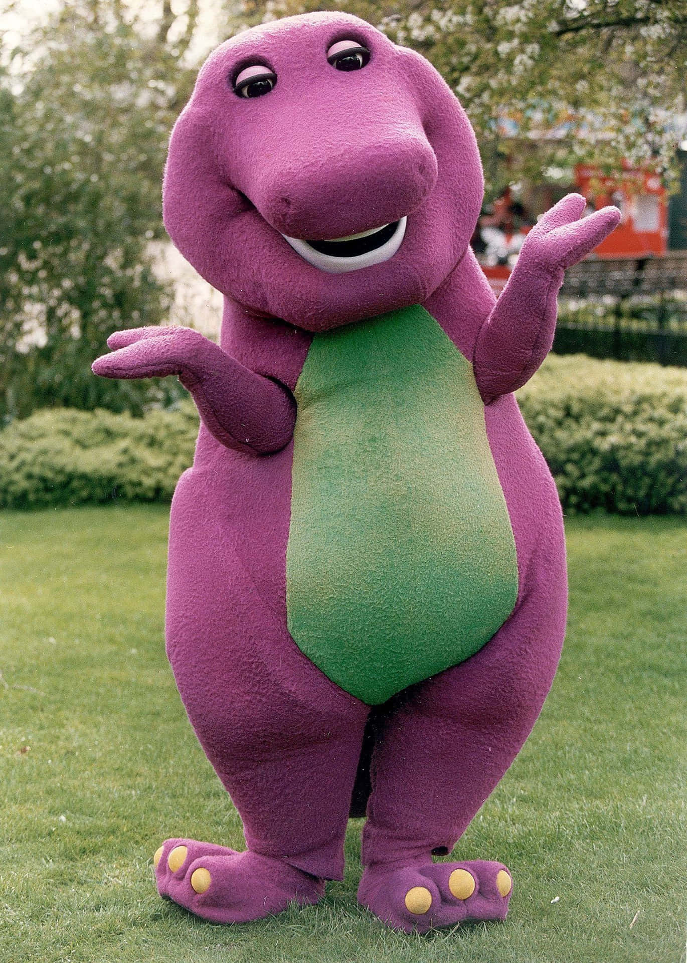(jag Want A Computer Or Mobile Background With Barney's Dinosaur Mascot.)