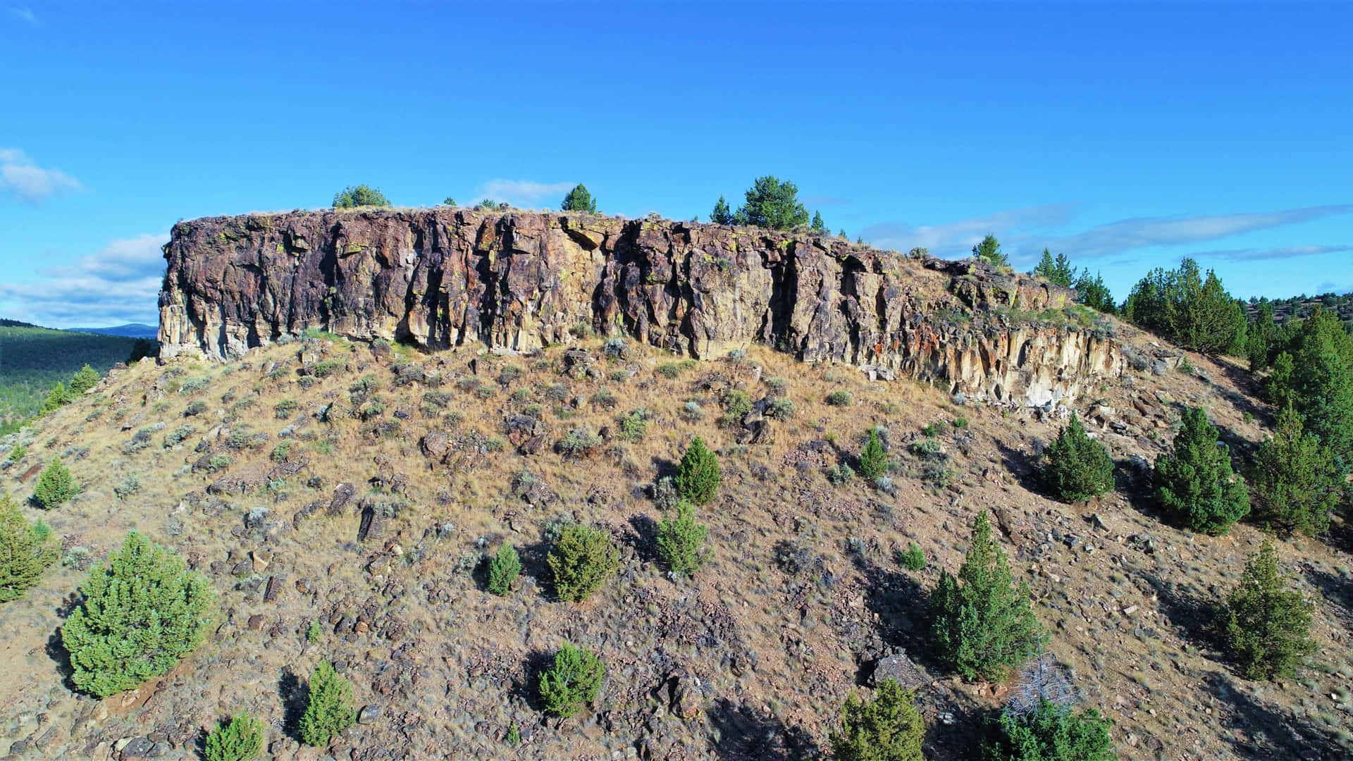 Geomorfologi Tebing Basalt Wallpaper