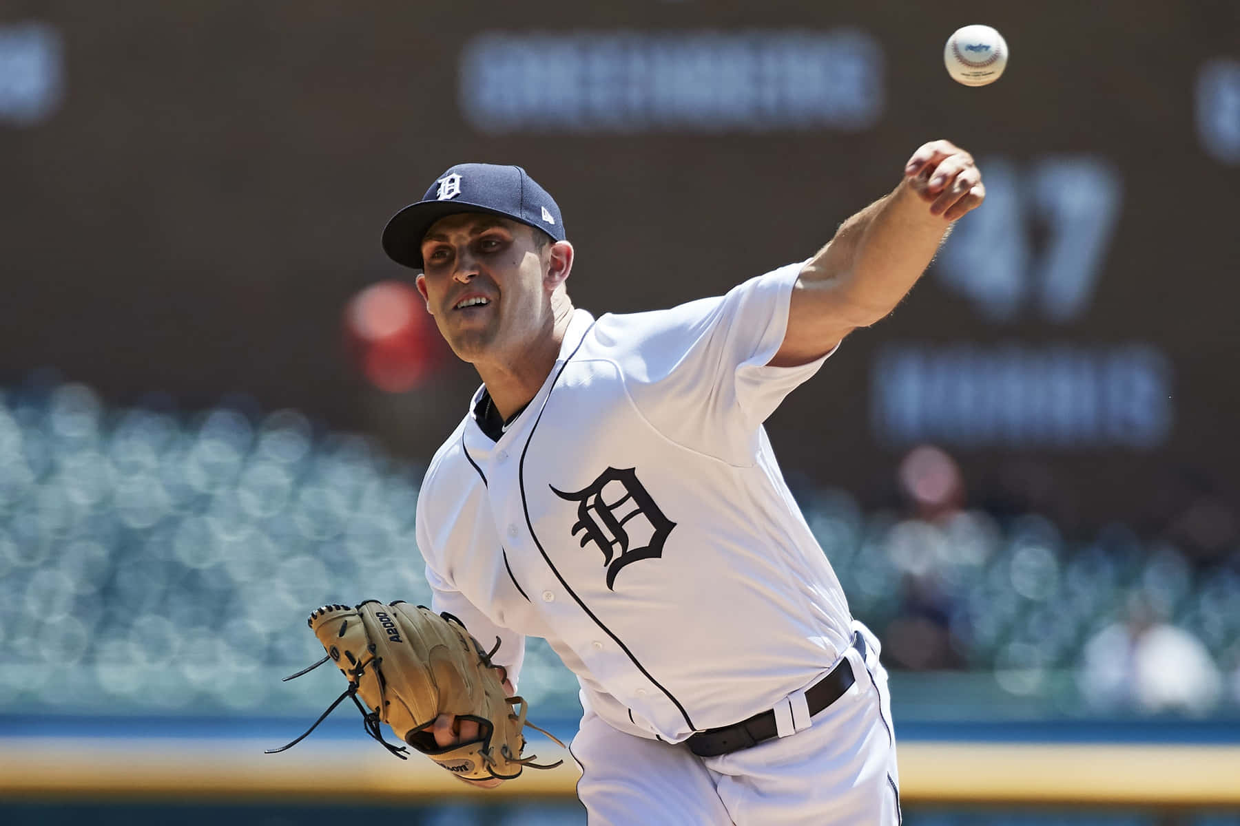 Baseball Pitcher In Action Detroit Tigers Wallpaper