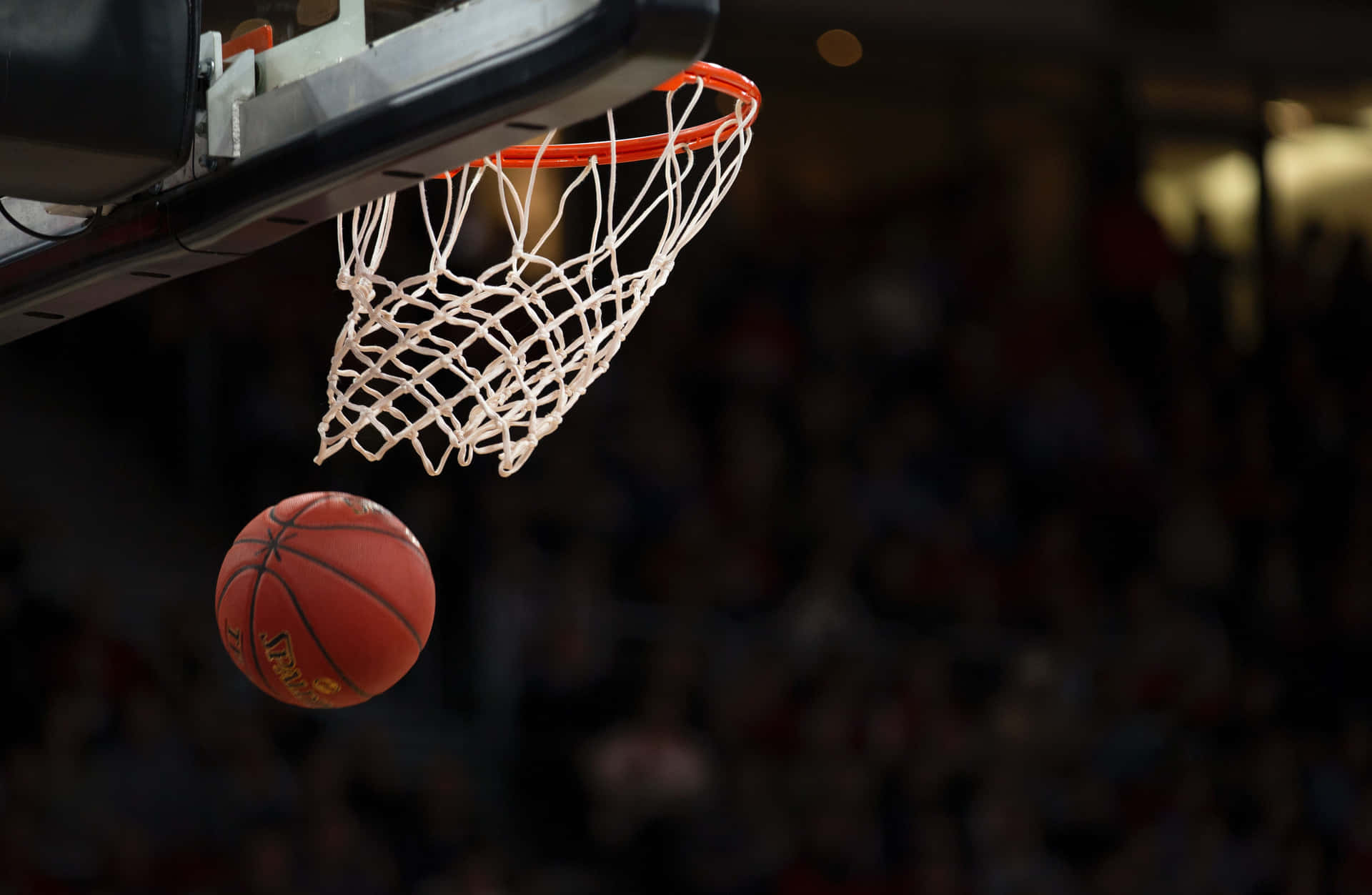 Ball,der Durch Das Netz Fliegt - Basketball-hintergrund