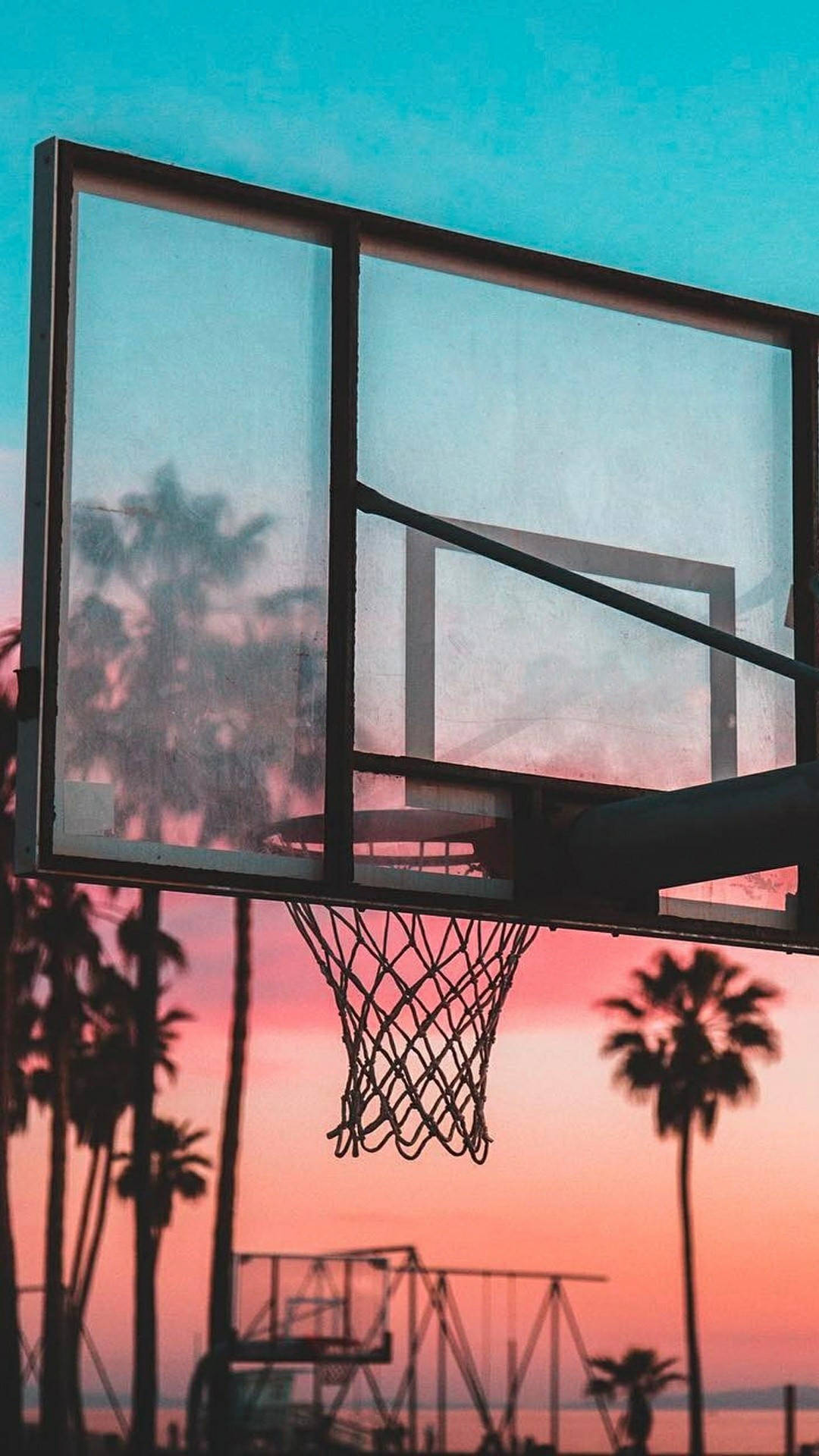 Basketballplatzästhetik Mit Palmen. Wallpaper