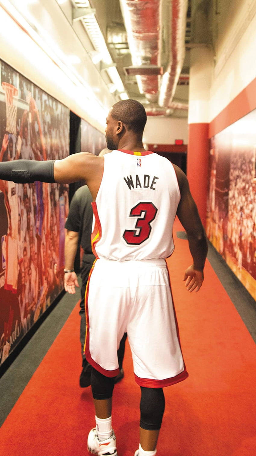 Basketball Player Dwyane Wade Walking Hallway Wallpaper