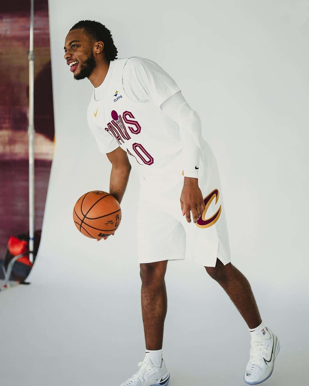 Basketball Player Photoshoot Cavaliers Uniform Wallpaper