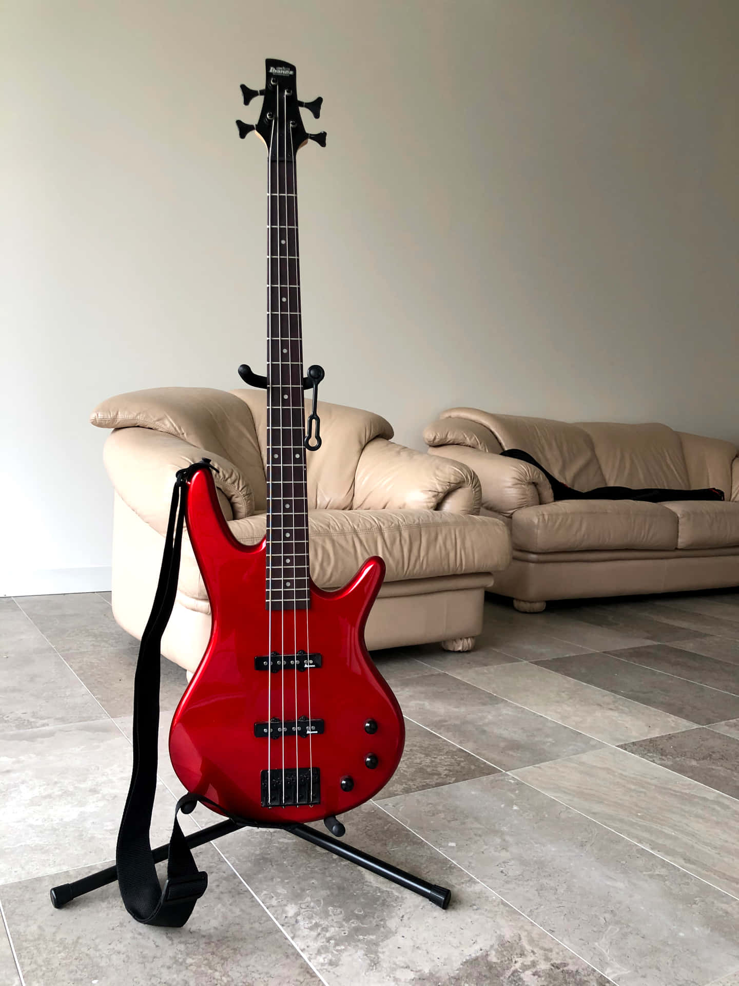Red Bass Guitar Stand Wallpaper