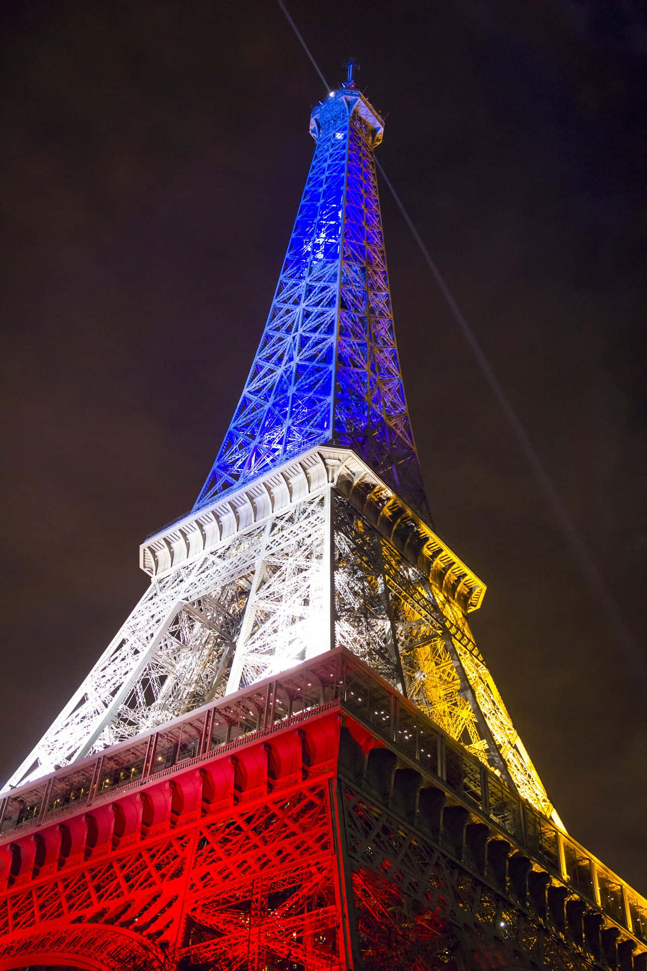 "bastille Day Celebrations Lighting Up The Eiffel Tower" Wallpaper