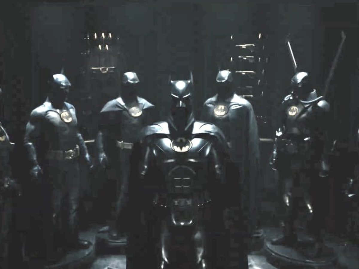 Elicónico Traje De Batman Exhibido En Todo Su Esplendor. Fondo de pantalla