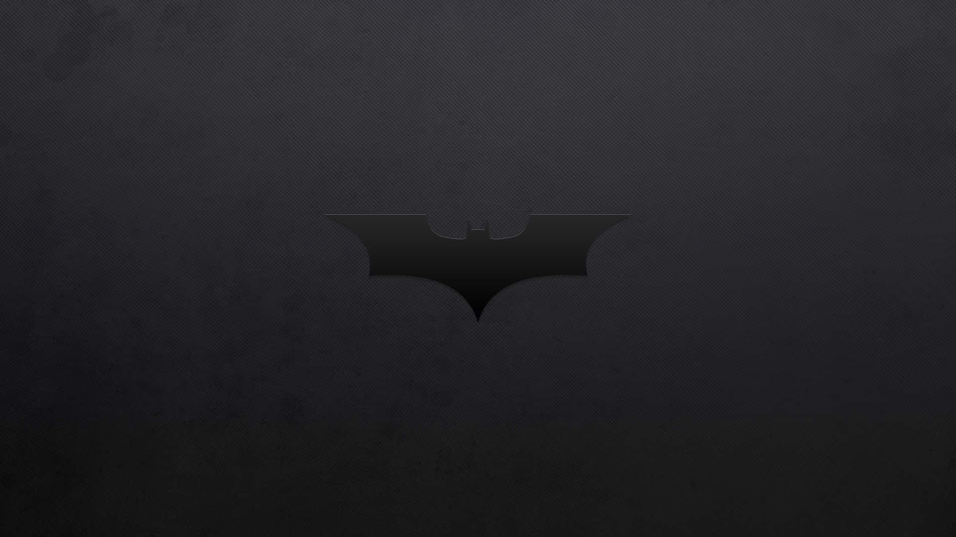 Imagemdo Batman Olhando Para Fora Da Batcaverna