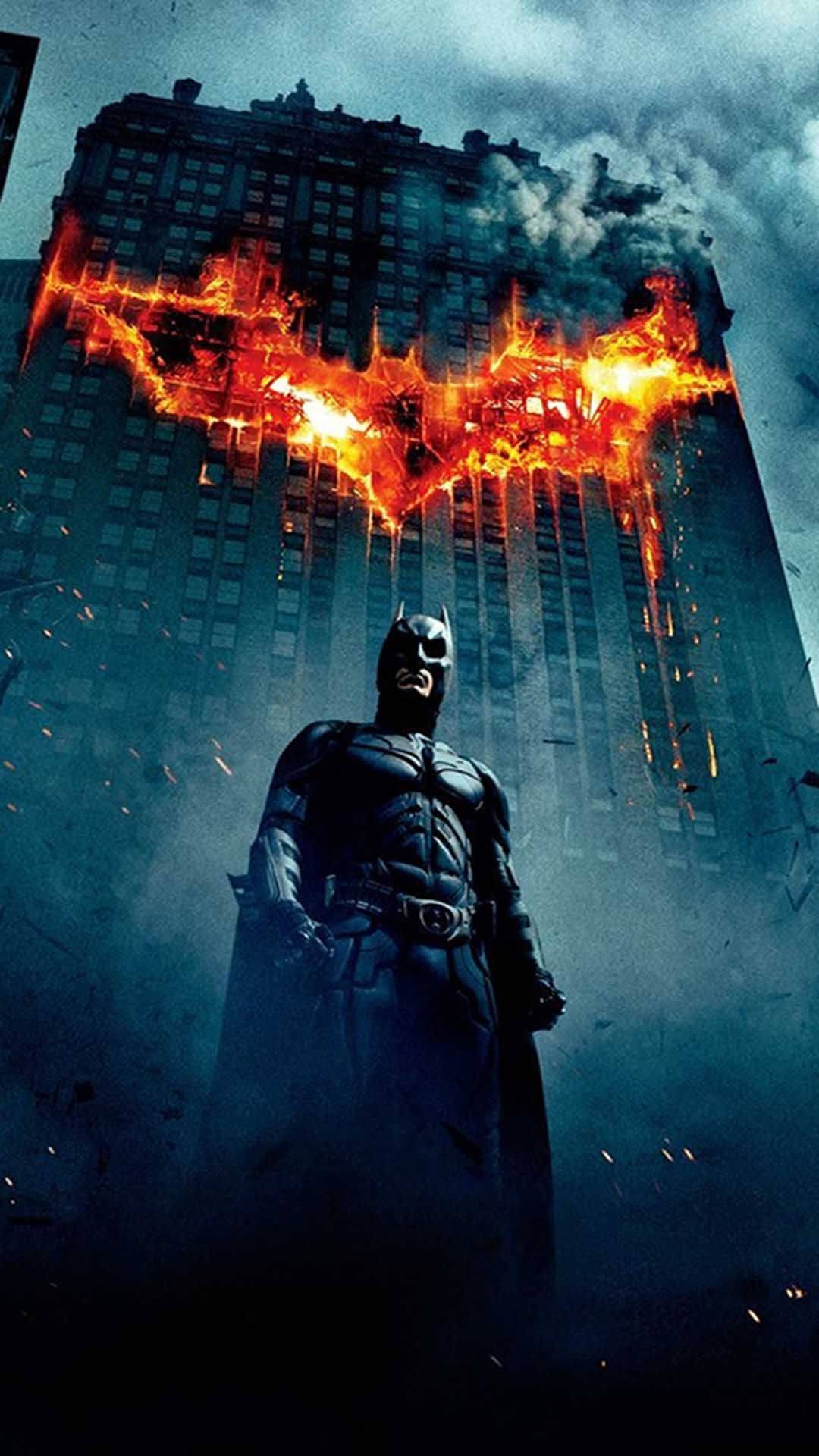 Batmanfrente A Un Edificio En Llamas Iphone X. Fondo de pantalla