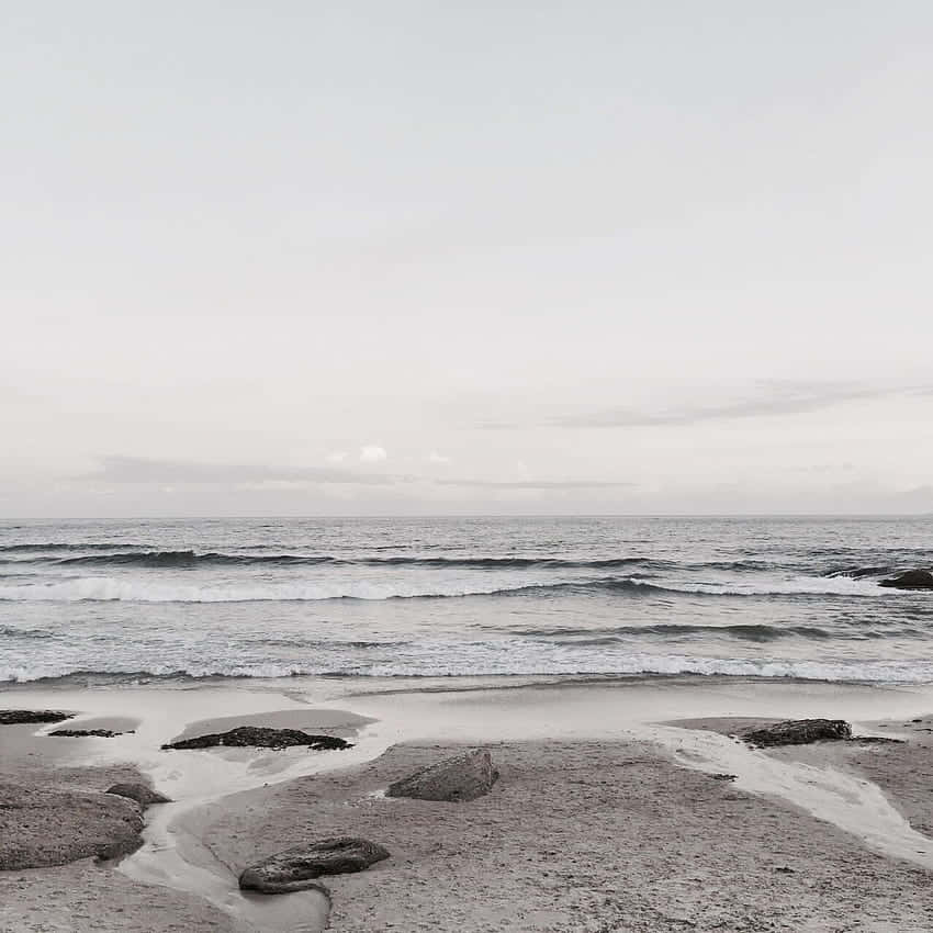 Umabela Vista Da Praia Para Uma Postagem Perfeita No Tumblr Estético. Papel de Parede