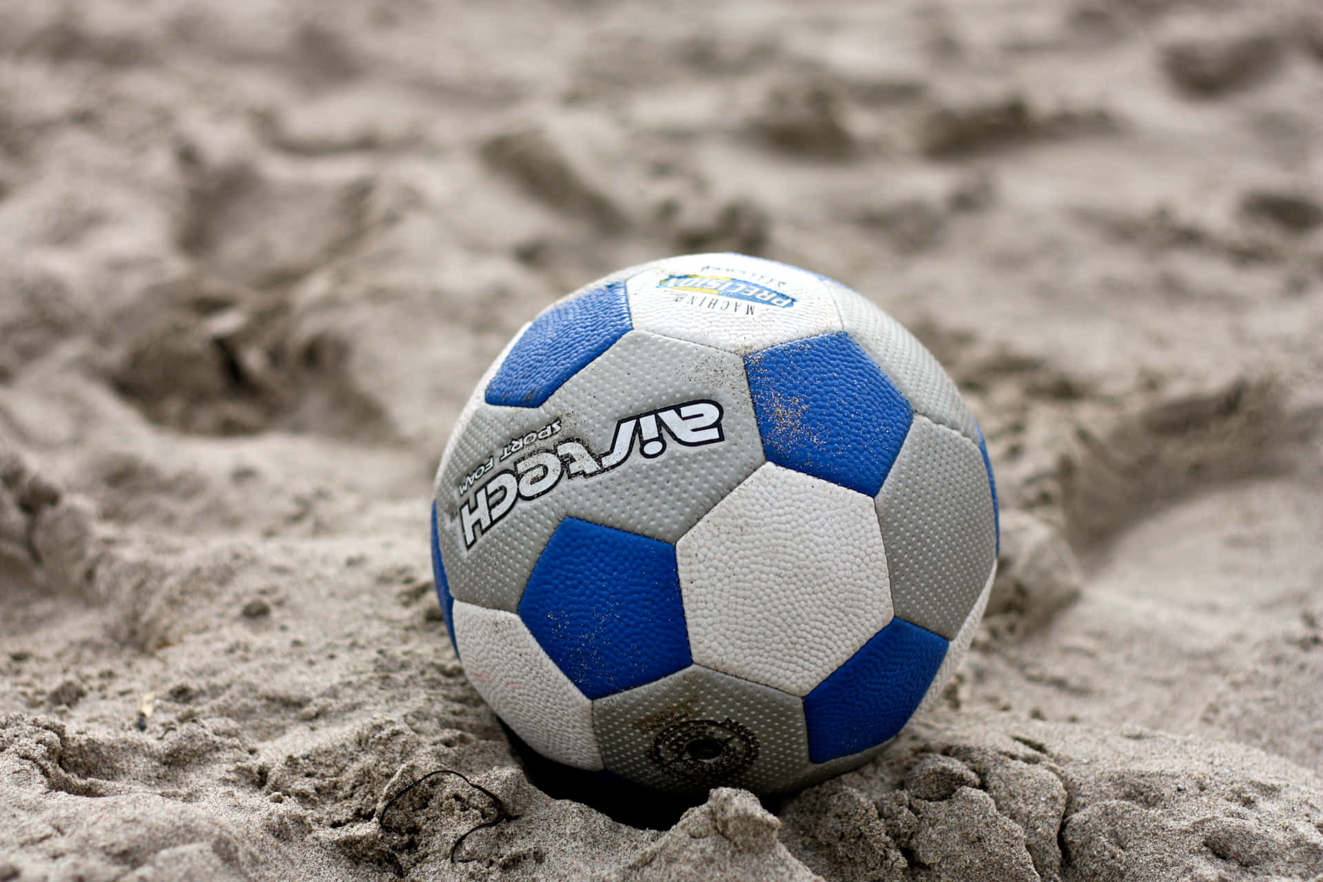Beach Soccer Ballon Sand Wallpaper