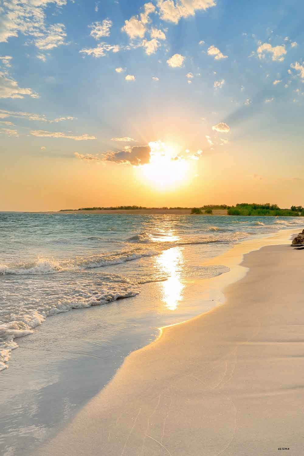 Deixea Serenidade De Um Belo Pôr Do Sol Na Praia Te Envolver.