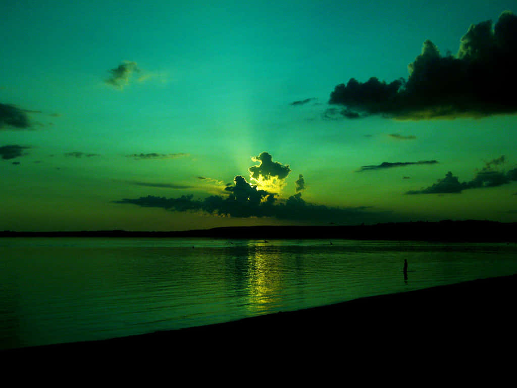 Enafslappende Strand-solnedgang For At Berolige Sjælen.