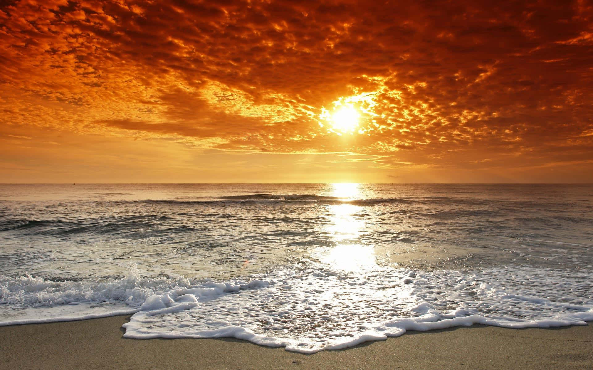 Déjatellevar Por La Belleza De Una Puesta De Sol En La Playa
