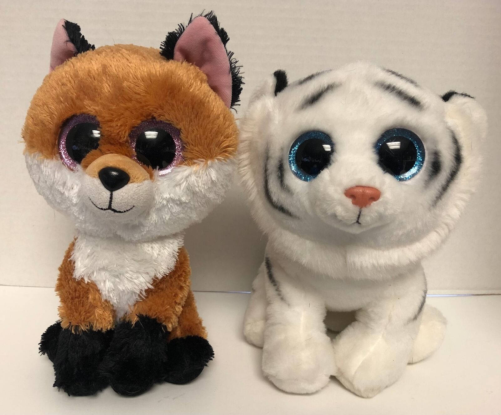 Beanie Boos Fox And White Tiger Wallpaper