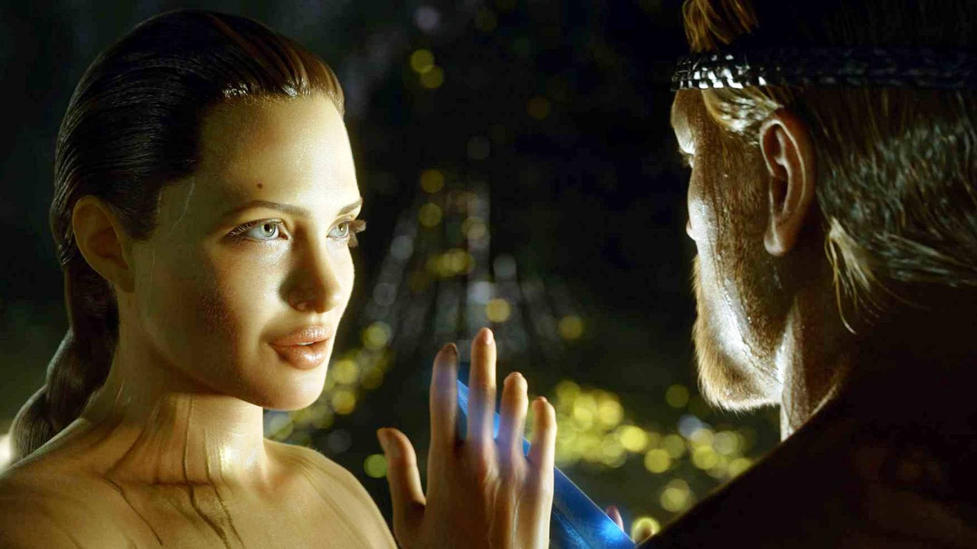 Hermosaangelina Jolie En La Película De Acción Y Fantasía Beowulf. Fondo de pantalla