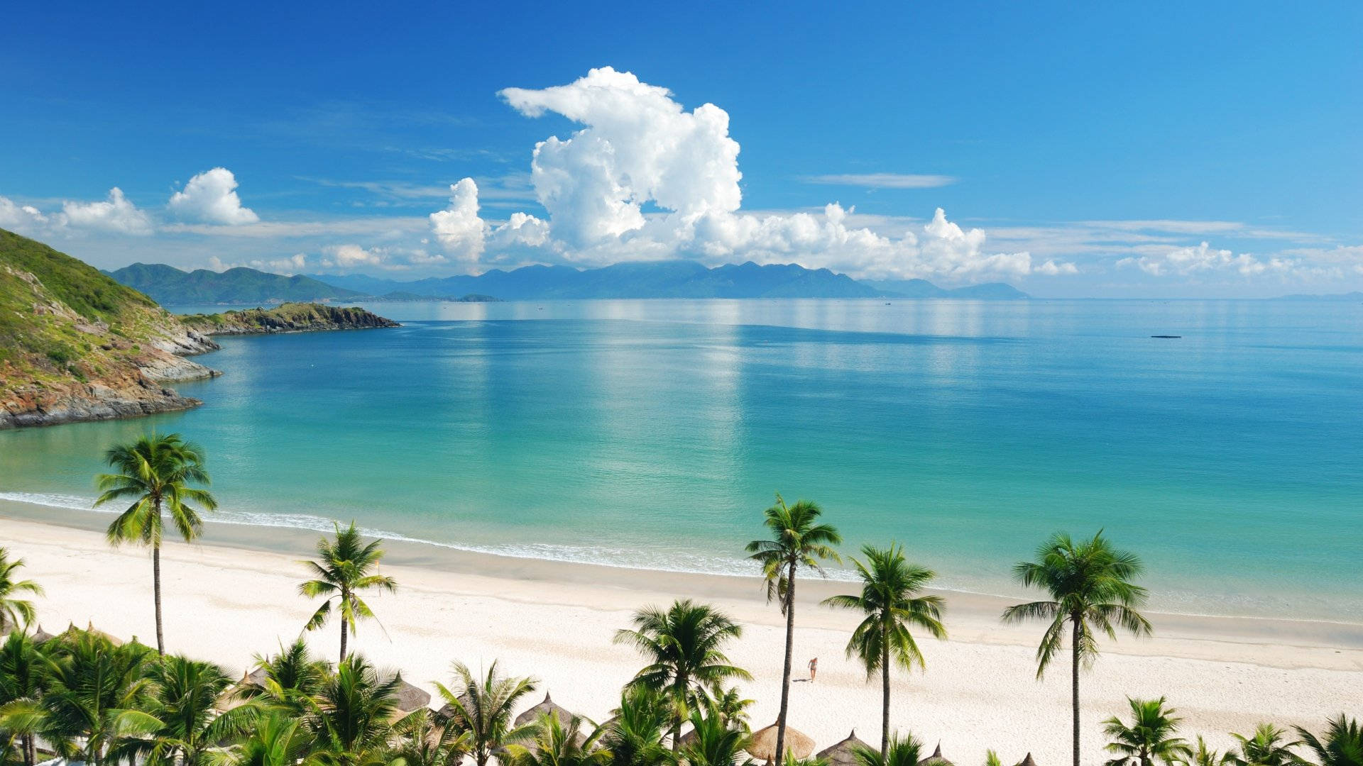 Bellissimaspiaggia In Vietnam Sfondo