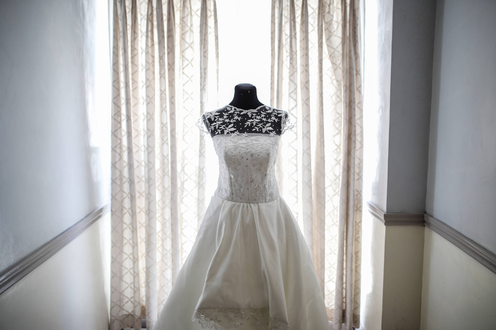 Beautiful Bridal Gown Wallpaper