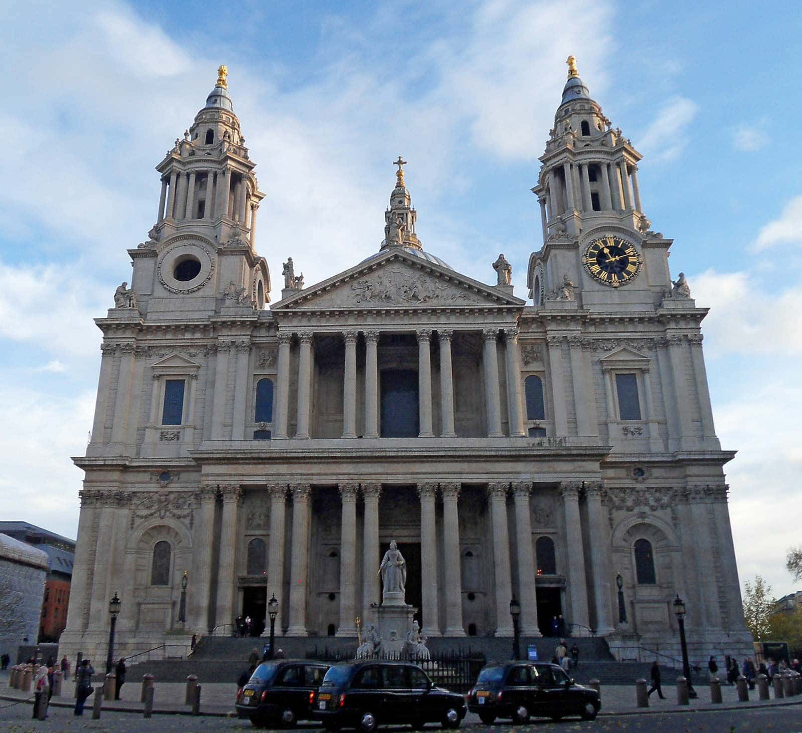 Beautiful English Baroque Architecture St. Paul's Cathedral Wallpaper